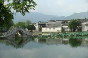 溪湖山水情 杭州西湖+靈隱寺+千島湖+烏鎮(zhèn)全景 純玩雙動五日游 全程連住西湖邊民宿