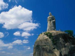 （夏令營(yíng)廬山+廈門）：廬山西海、廈門鼓浪嶼、海上音樂盛會(huì)、六鰲半島、放孔明燈、賞煙花雙臥八日游